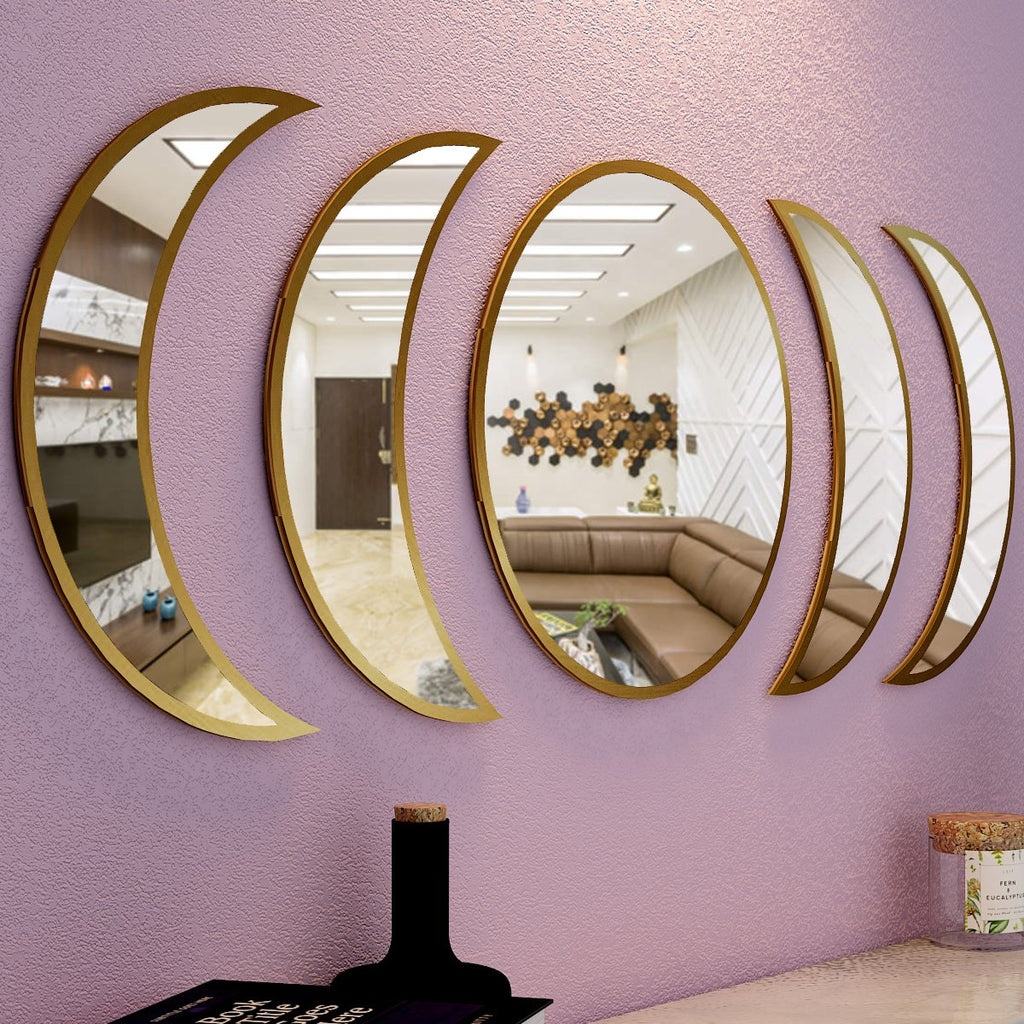 Modern Stylish Iron Wall Mirror Set of Five with Golden Finish Frame