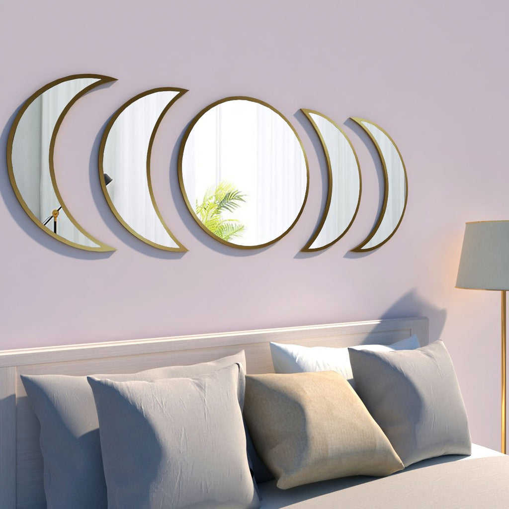 Modern Stylish Iron Wall Mirror Set of Five with Golden Finish Frame
