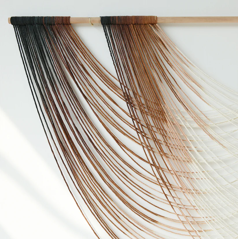 Bohemian Yarn Dip Dye Macrame Wall Hanging – Aesthetic Tapestry Decor for Living Room & Bedroom