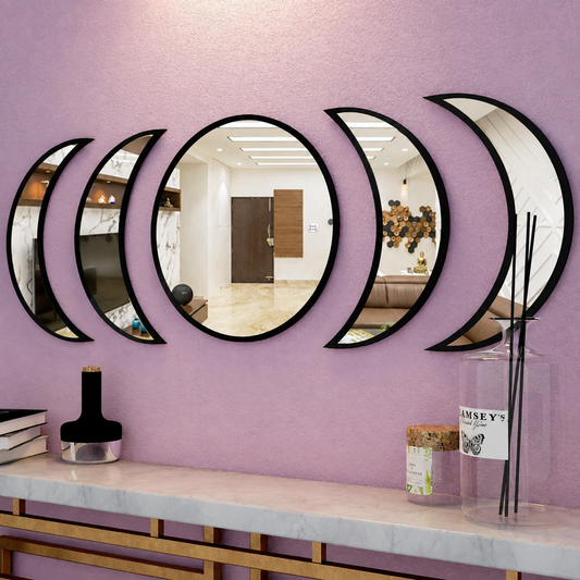 Modern Stylish Iron Wall Mirror Set of Five with Golden Finish Frame